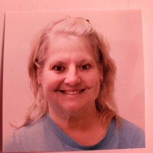 Meet your Posher, Cynthia